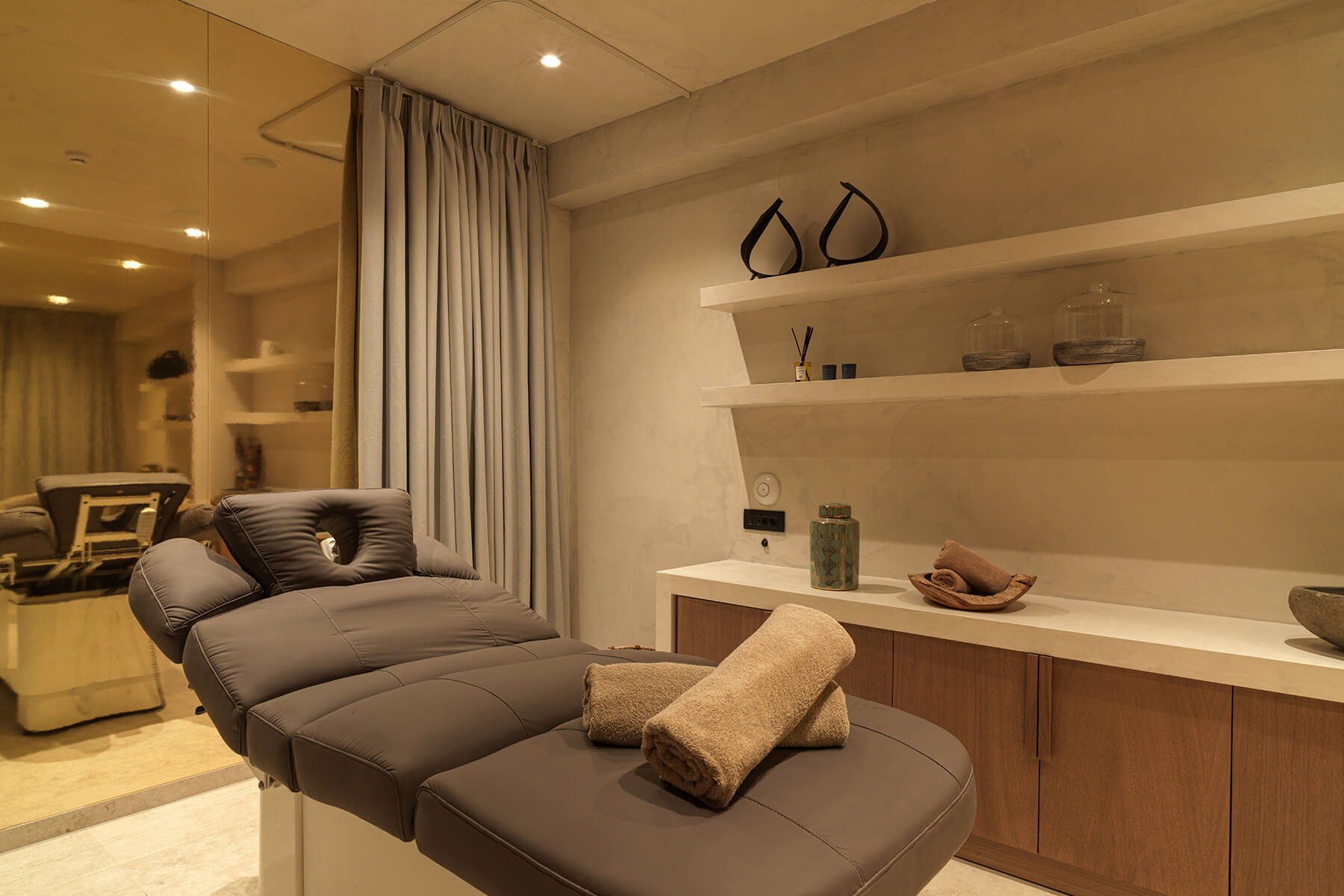 Lyo Luxury Suites - Wellness